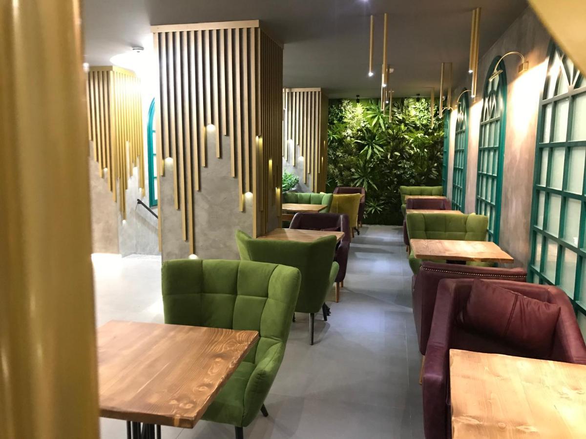 Ap Hotel Boutique Vlore Bagian luar foto