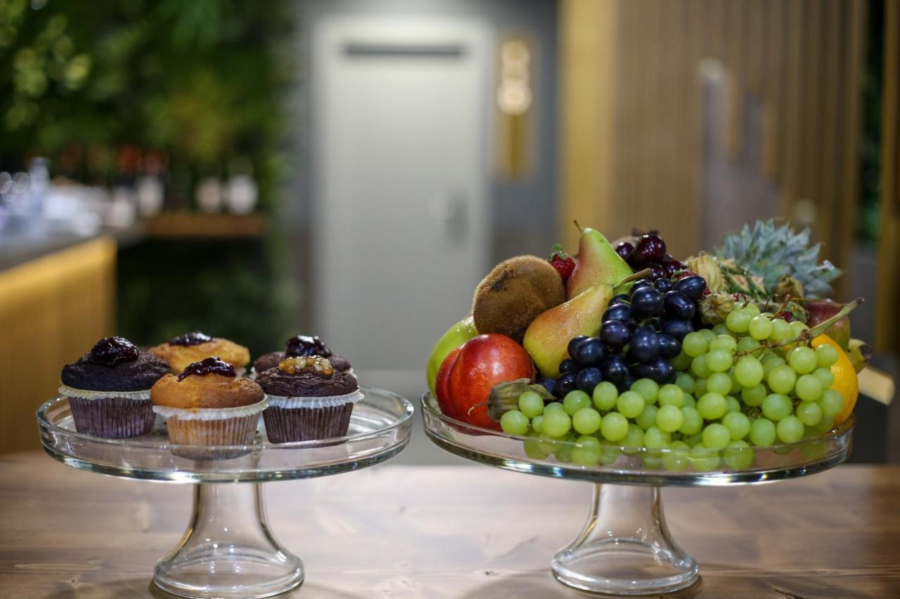 Ap Hotel Boutique Vlore Bagian luar foto