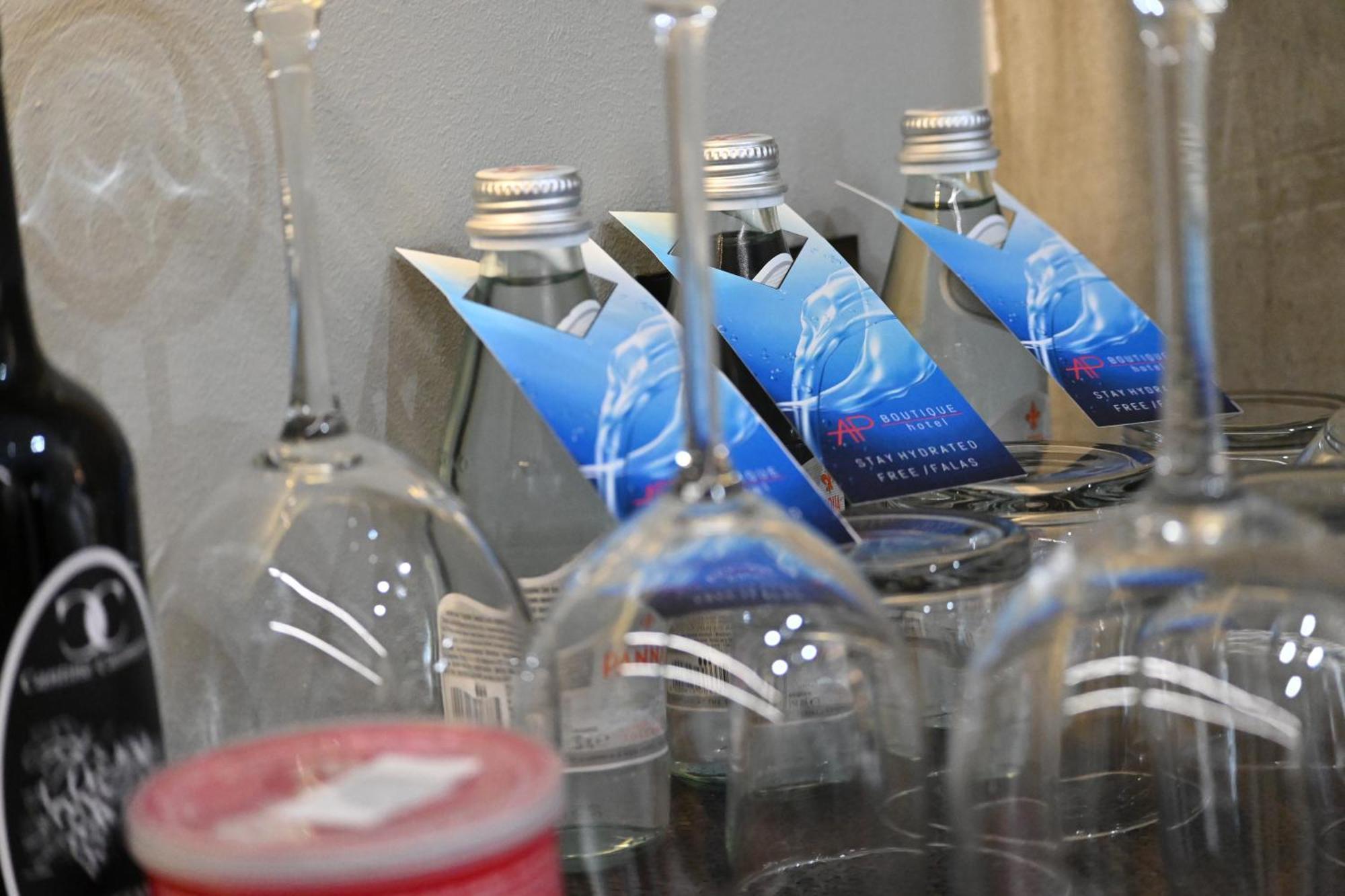 Ap Hotel Boutique Vlore Bagian luar foto