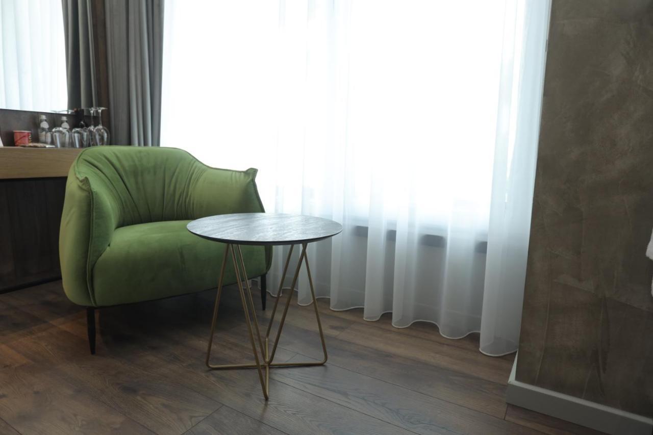 Ap Hotel Boutique Vlore Bagian luar foto